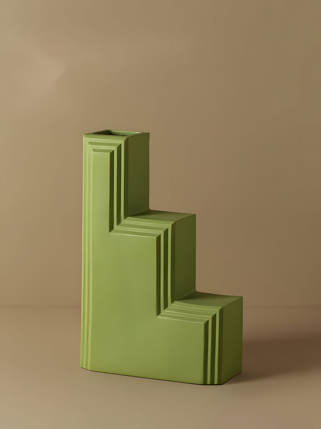 Geometro Vase