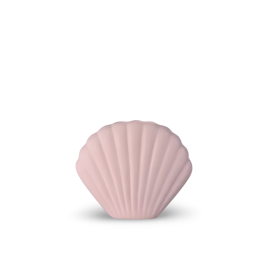 Clam shell vase